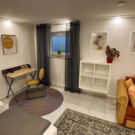 Ruhige Wohnung Nahe Traunreut Esterno foto